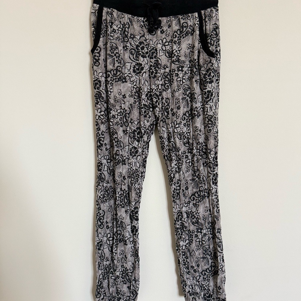 Justice Girls Black White Floral Paisley Jogger Pants Size 10